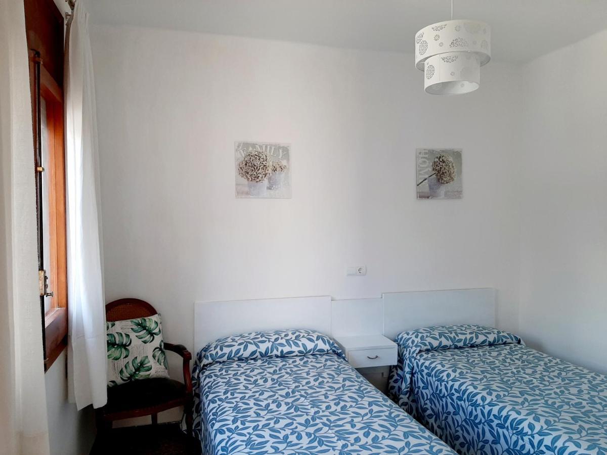 فيلا Casa Franch هوسبيتاليت دي لانفنت المظهر الخارجي الصورة